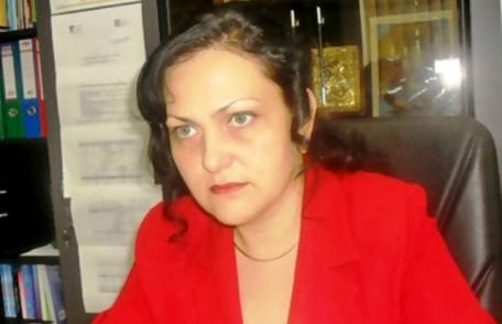 Directorii școlilor din Dersca și din Bălușeni au renunțat la funcții
