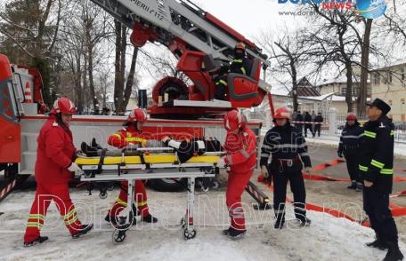 Incendiu la Cinema „Melodia” Dorohoi: Exercițiu de amploare a pompierilor dorohoieni – VIDEO/FOTO