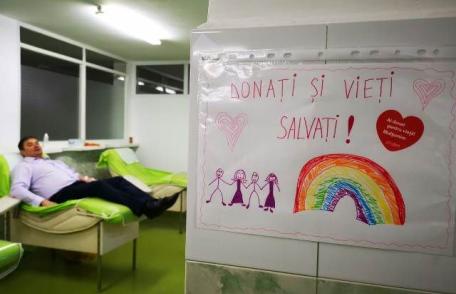 Instituția Prefectului încurajează donarea de sânge! - FOTO