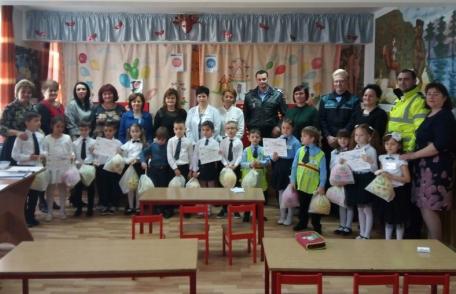 Concurs județean „Micul Pieton” desfășurat la Grădinița cu Program Prelungit „Ștefan cel Mare și Sfânt” Dorohoi - FOTO