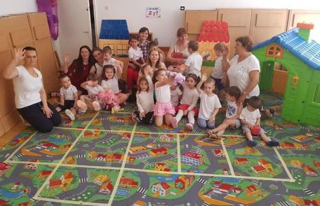 Proiect județean „COMPETENȚE ÎN EDUCAȚIE. Basmul leagănul copilăriei de aici și de dincolo de Prut” - FOTO