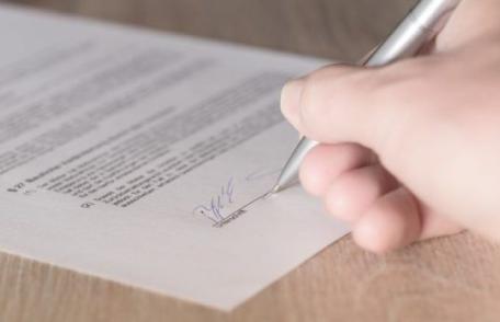 Conducerea CJ Botoșani a semnat astăzi contractele de finanțare pentru proiectele cu finanțări nerambursabile
