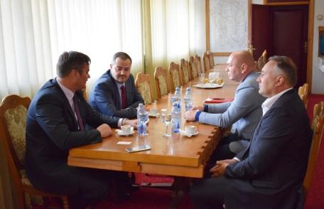 Consulul general al Consulatului Republicii Moldova la Iaşi, în vizită la prefectul Dan Şlincu