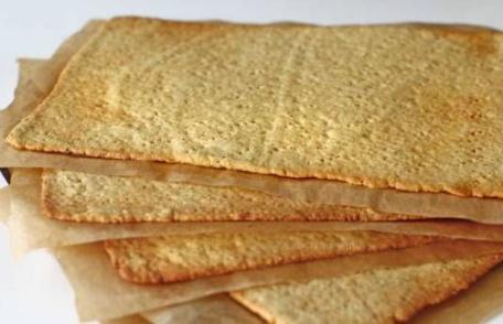 Foi de prăjitură cu nucă – fragede și fine