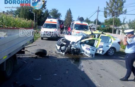 Accident la Broscăuți! Trei persoane aflate într-un taxi au fost rănite – FOTO