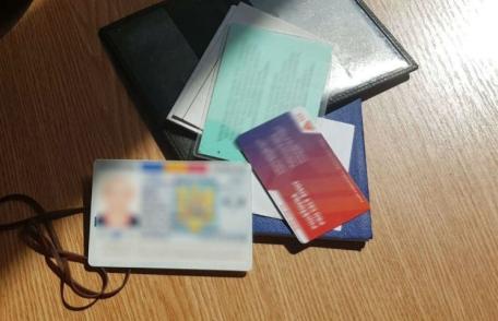 Carte de identitate falsă, descoperită la Punctul de Trecere a Frontierei Stânca - FOTO