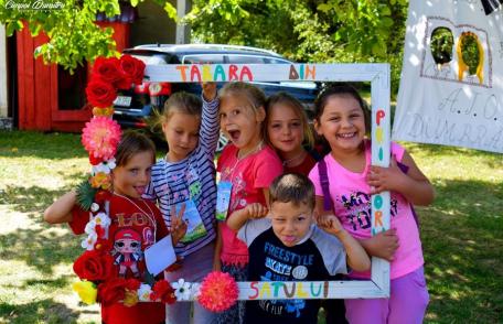 Tabăra din pridvorul satului - izvor de bucurie în Dumbrăvița - FOTO