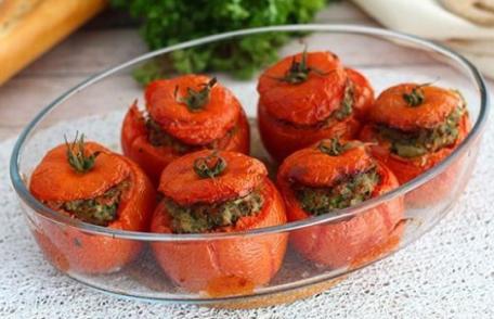 Roșii umplute - simplu și gustos