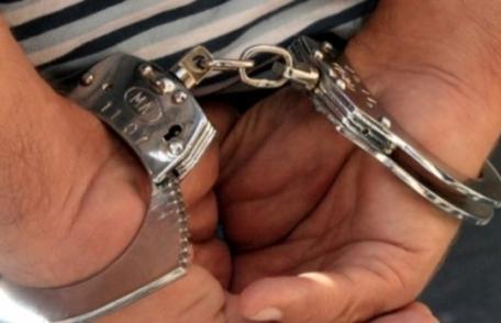 Bărbat din Dorohoi reţinut pentru 24 de ore pentru înşelăciune