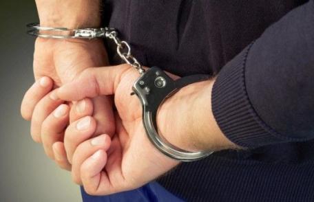 Două minore agresate de un individ de 35 de ani. Botoșăneanul arestat pentru tentativă de viol