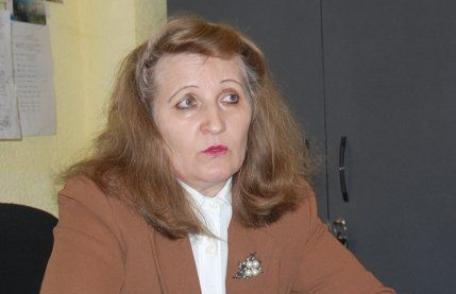 Cadre didactice cu diplomă de licenţă de la Spiru Haret, plătite ca necalificate