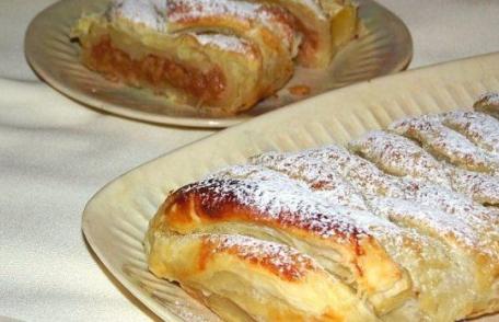 Strudel cu mere