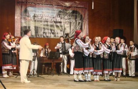 Ansamblul Mugurelul invitat la Târnauca