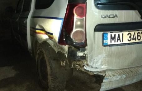 Polițist botoșănean, de la Rutieră, rănit într-un accident la Vârfu Câmpului