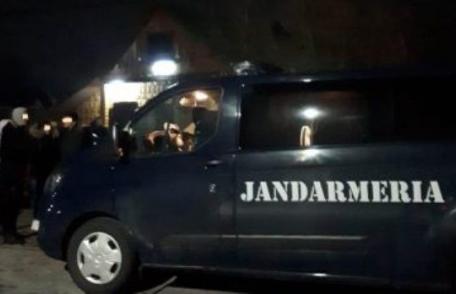 Amendat de jandarmi pentru pătrundere ilegală într-un obiectiv asigurat cu pază