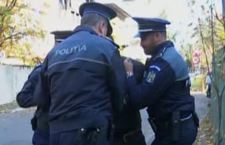 Reguli noi pentru polițiști, când duc persoane la secție
