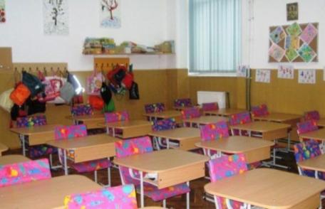 Înscrierea la clasa pregătitoare: Copiii pot fi înscriși începând de astăzi. Cererea tip online disponibilă AICI