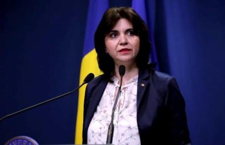 Ministrul Educației: „Nu se pune problema să repetăm sau să înghețăm anul școlar”