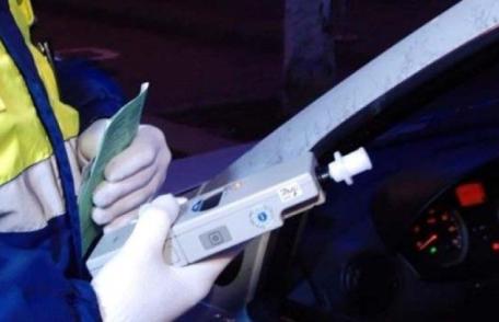 Șoferi beți prinși de polițiști. Aceștia au fost sancționați și pentru deplasarea în afara locuinței