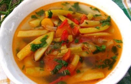 Ciorbă de fasole verde