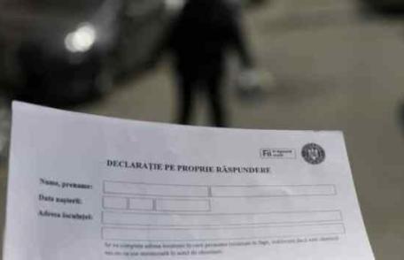 Trebuie să completăm declarația pe propria răspundere chiar dacă mergem doar până la chioșcul de lângă bloc