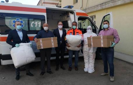 Echipamente de înaltă protecție medicală în valoare de 52.500 de lei donate salvatorilor în halate albe din Botoșani! - FOTO