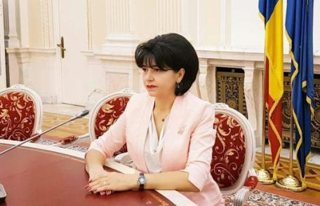 Minciuna și ipocrizia au devenit virtuți ale politicii de stat în guvernarea Iohannis-Orban