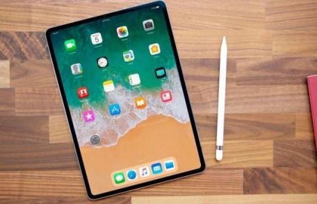 400 de tablete cu acces la internet achiziționate pentru elevii din comuna Lunca