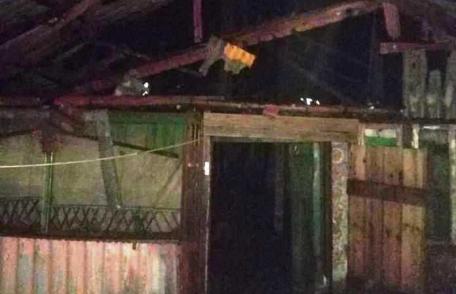 Colectă organizată de Parohia Sfântul Ilie din Dealu Mare pentru refacerea casei distrusă de incendiu, a unei femei în vârstă de 86 de ani