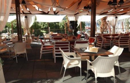 Când și cum s-ar putea redeschide terasele și restaurantele