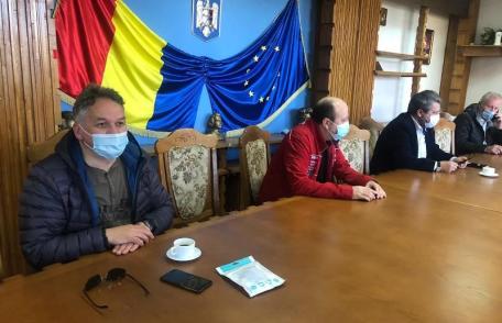 Ședință pentru stabilirea măsurilor luate de instituțiile publice din județ după ieșirea din starea de urgență
