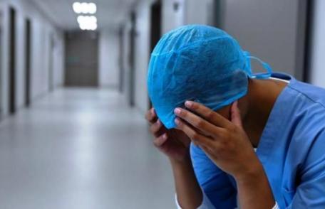 O asistentă a decedat la puțin timp după ce s-a vindecat de COVID-19. Aceasta era internată la Spitalul Dorohoi