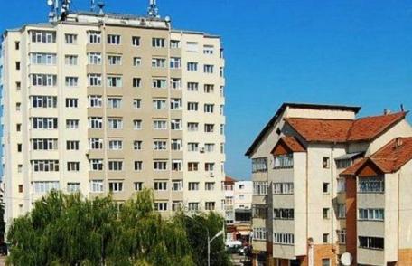 Primim la redacție – Schimbarea unei țevi crează probleme cetățenilor blocului turn din Dorohoi