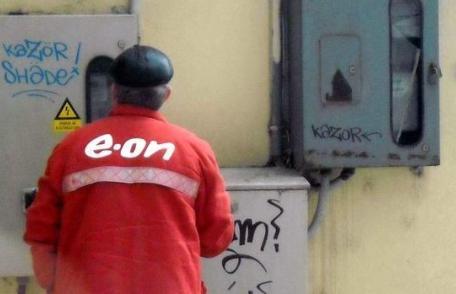 ATENȚIE! Falși angajați ai E.ON la ușile dorohoienilor