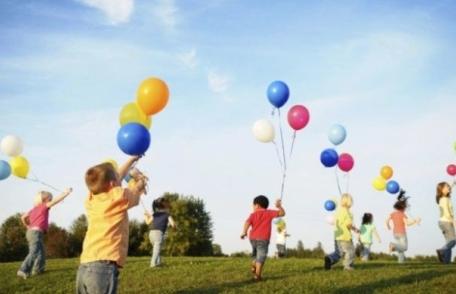 Mihaela Huncă, deputat PRO România: „La Mulți Ani, dragi copii!”