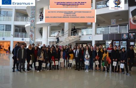 Elevi ai Liceului „Regina Maria” din Dorohoi în activități de învățare în Antalya, Turcia, prin proiectele Erasmus+ FOTO