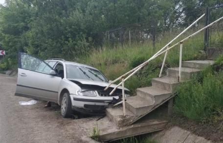 Accident la Suharău! A lovit un pieton, după care s-a izbit într-un cap de pod - FOTO