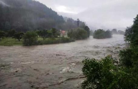 ALERTĂ, crește nivelul râului Prut! Peste 80 de persoane evacuate de pompieri din satul Baranca