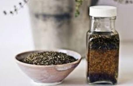 Ce putem trata cu tinctura de cimbru