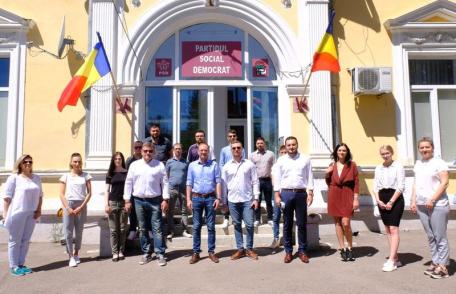 Tinerii s-au săturat de promisiuni și minciuni! 10 membri de la tineretul USR s-au alăturat echipei PSD de la municipiul Botoșani!