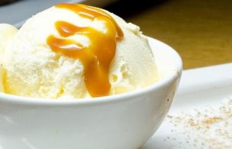 Înghețată de iaurt și mascarpone