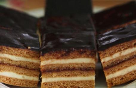 Prăjitura Foi cu miere