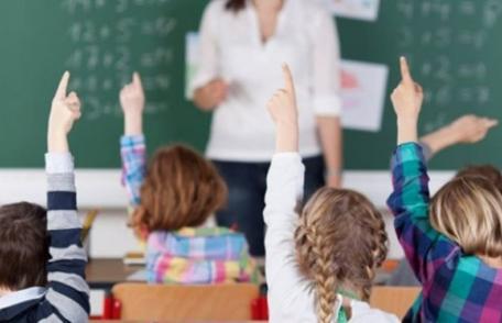 Structura anului şcolar 2020-2021. Când vor avea elevii vacanţă
