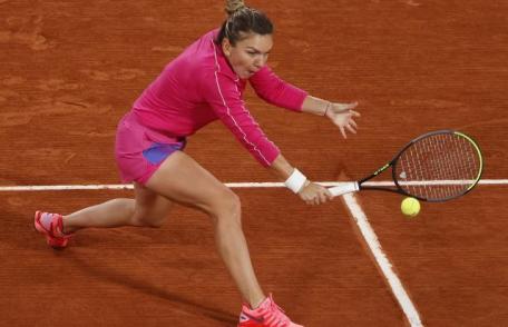 Roland Garros: Simona Halep a pierdut neașteptat, în două seturi, cu Iga Swiatek