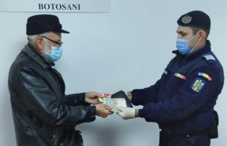 Atenție la buzunare! Doi botoșăneni jefuiți în zona Pieței Centrale