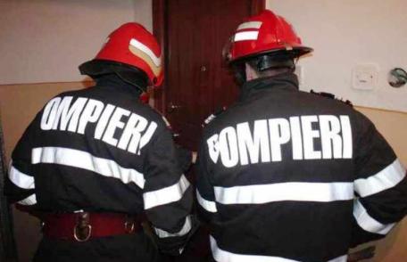 Bătrână de 85 de ani, salvată în ultima clipă, de pompieri