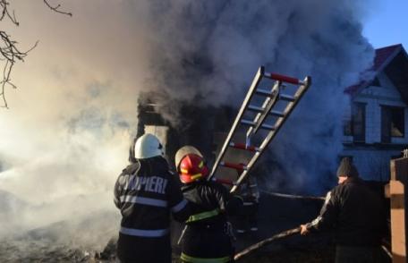 Două incendii în mai puțin de o oră