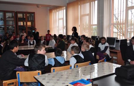 Şcoala nr.1 Dorohoi -VIDEO- Săptămâna educației globale - Atitudine pentru lumea noastră