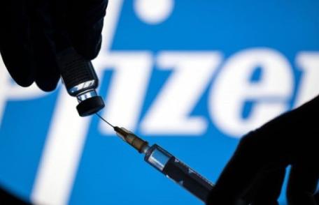 Comisia Europeană cere lămuriri după scăderea livrărilor de vaccin produs de Pfizer și BioNTech