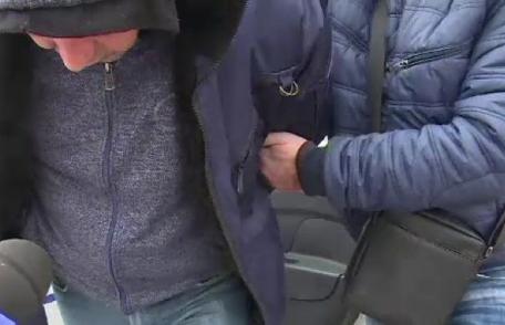 Tânăr luat pe sus și dus direct în penitenciar pentru lovire sau alte violențe